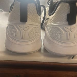 Nike Kobe Mamba Focus basketball shoes size 10